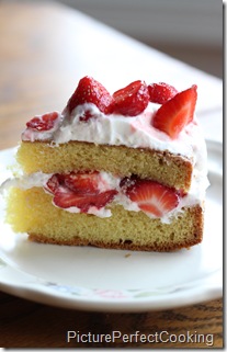Strawberry Country Cake